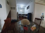 12e14369-f0b2-4e3b-a002-a12e39760a8c.jpg